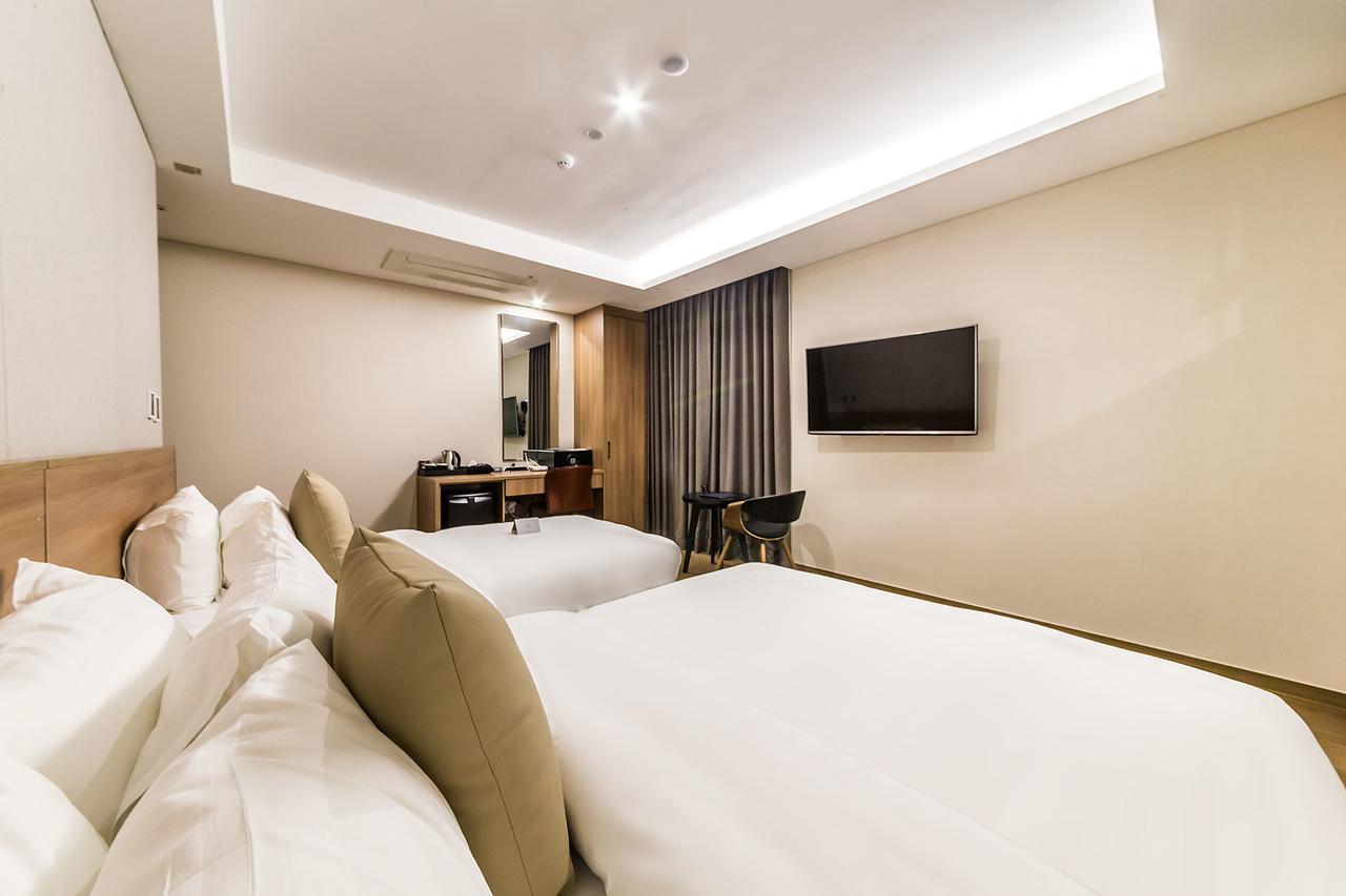 Wd Hotel Сеул Екстериор снимка